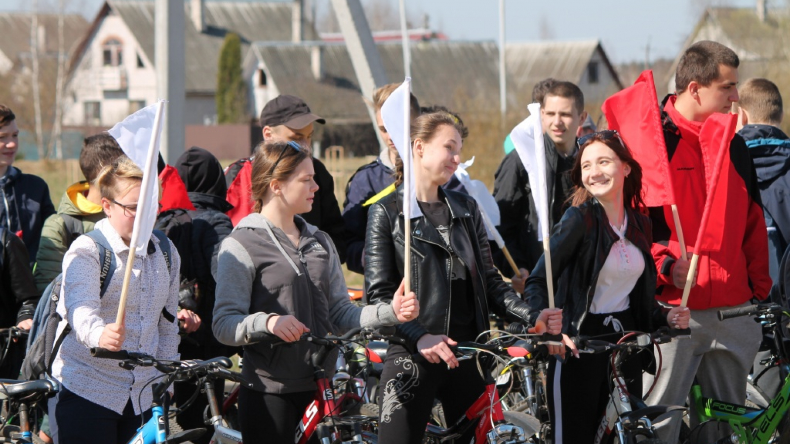 Belarus: EU supports creation of cycle path and wide-scale urban greening efforts in Čavusy